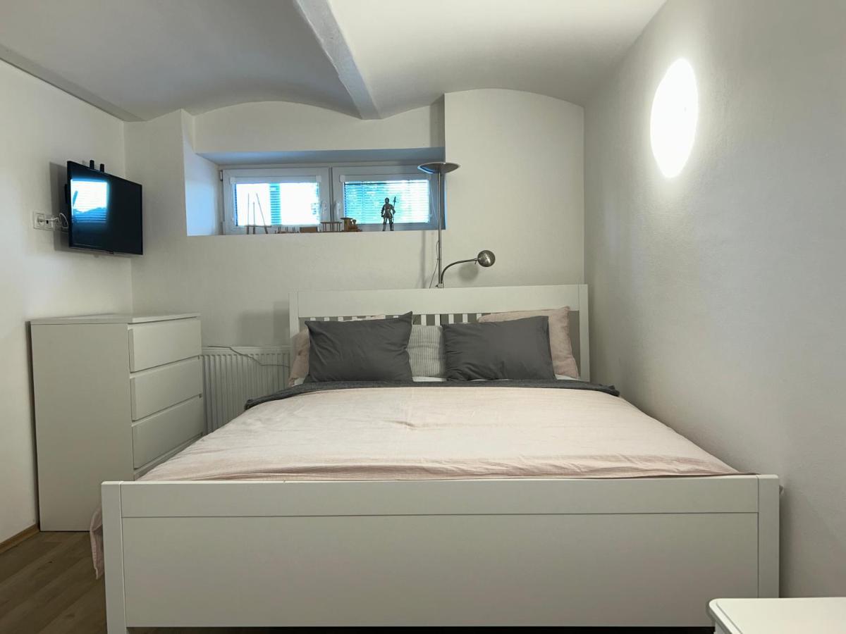 Stromoradni 17 Apartamento Břeclav Exterior foto