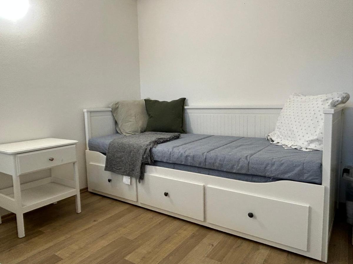 Stromoradni 17 Apartamento Břeclav Exterior foto